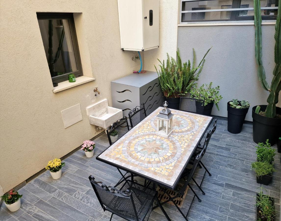 Ferienwohnung The White Domus Taormina Exterior foto